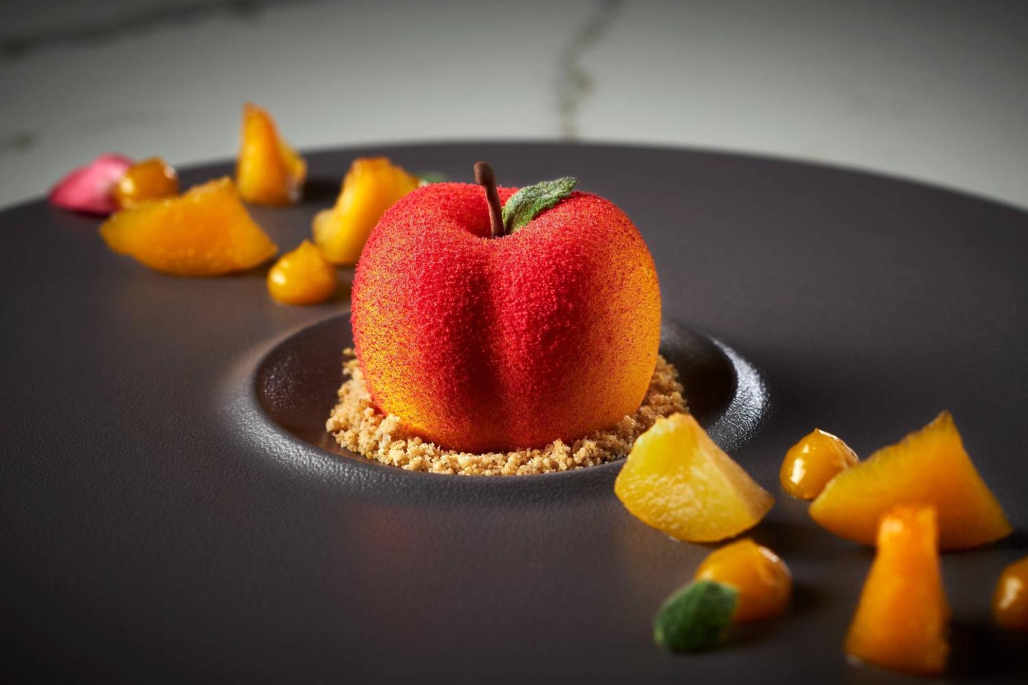 The Ritz-carlton Hotel 5*