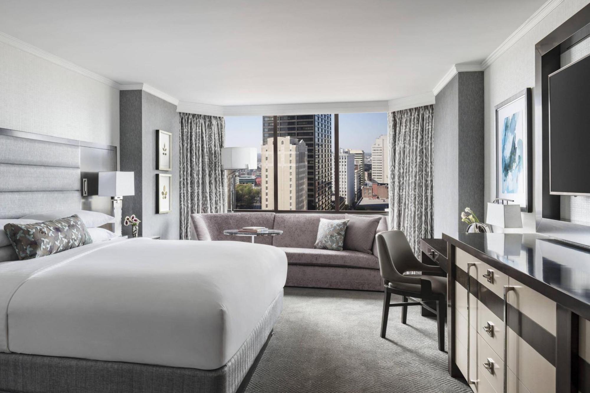 The Ritz-carlton 5*
