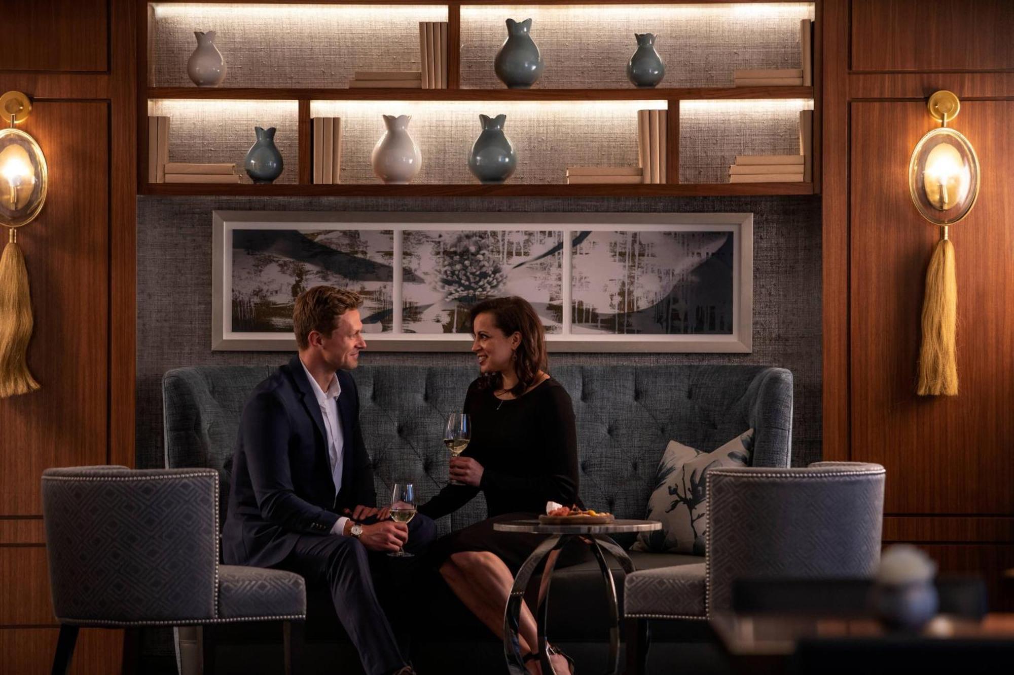 The Ritz-carlton 5*